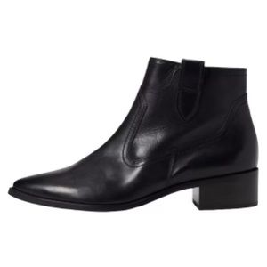 Paul Green Niche Pointed Toe Black Leather Bootie Women’s Size 6.5